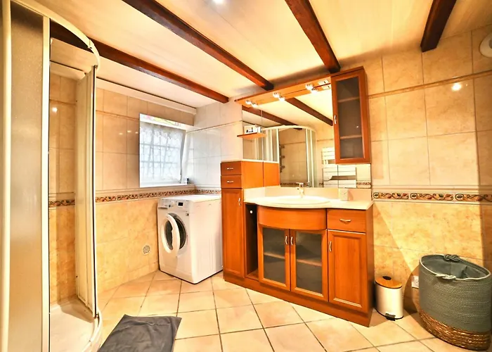 Le Fief Des Roses Сasa de vacaciones *